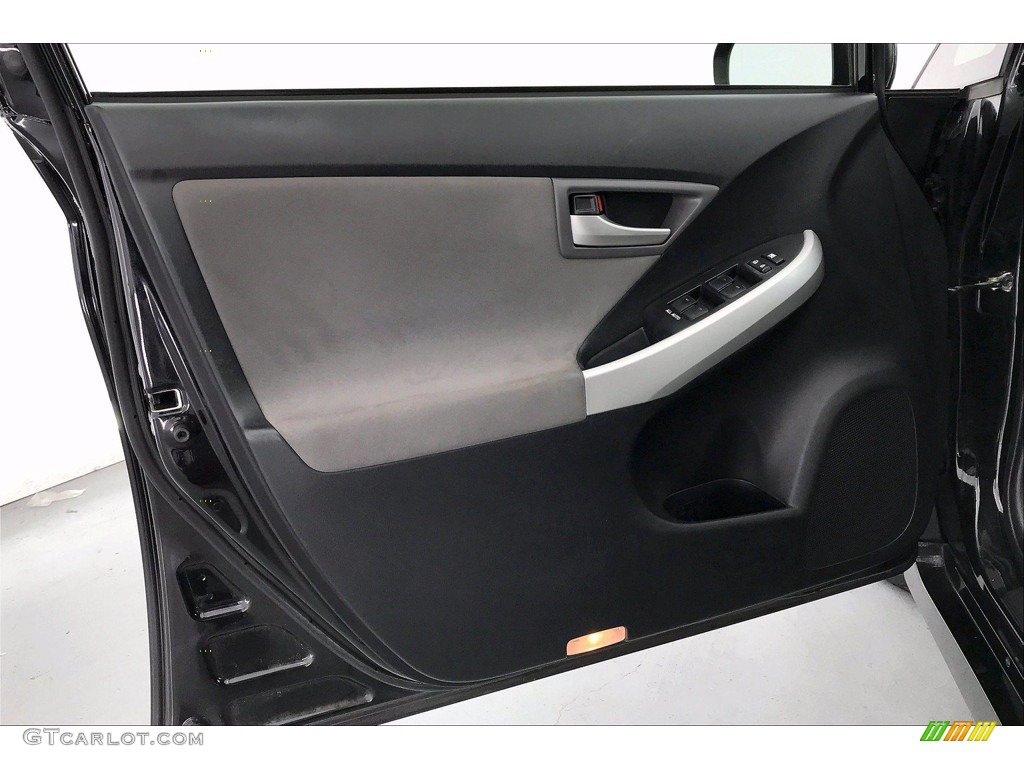 2014 Prius Five Hybrid - Black / Misty Gray photo #25