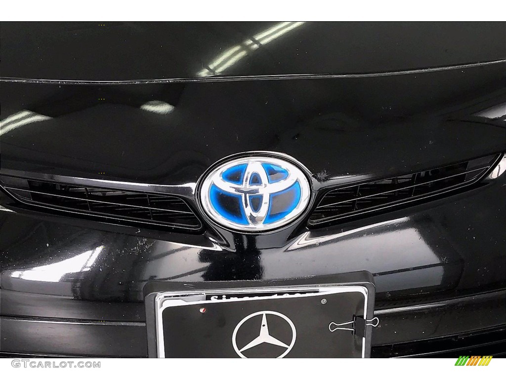 2014 Prius Five Hybrid - Black / Misty Gray photo #29