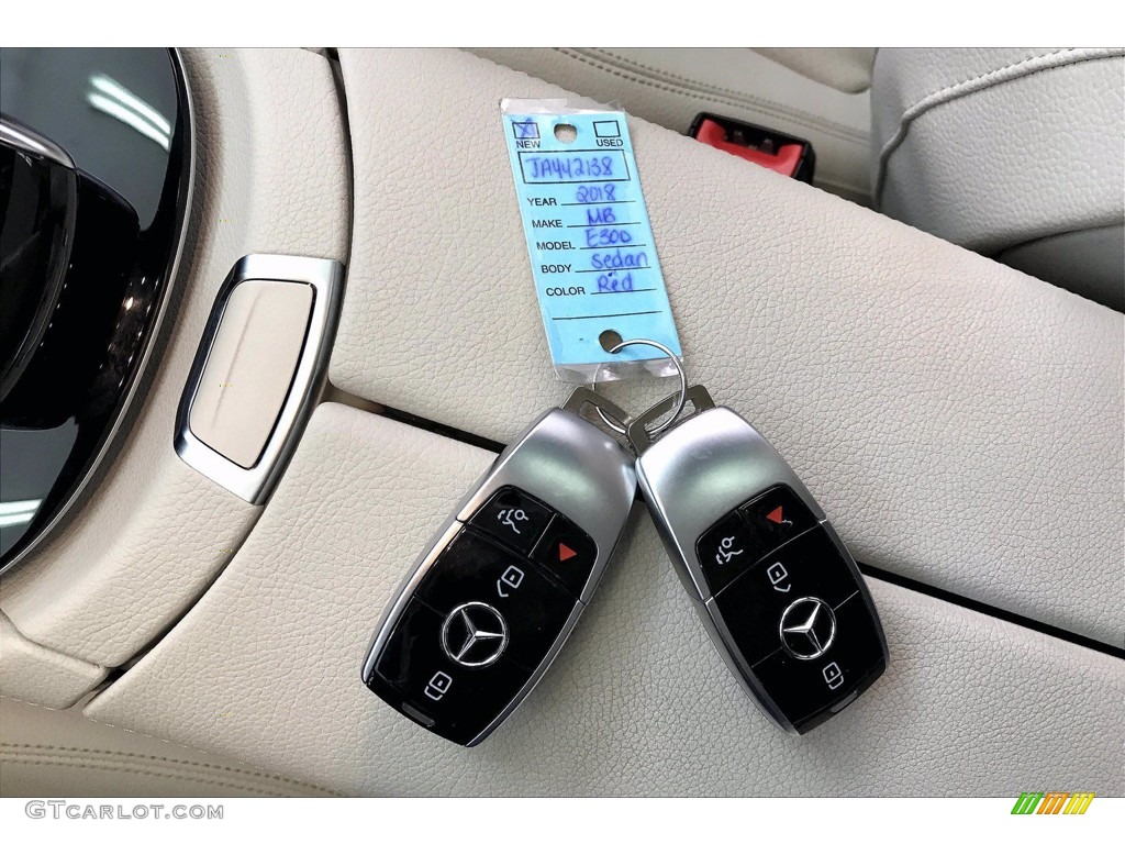 2018 Mercedes-Benz E 300 Sedan Keys Photos