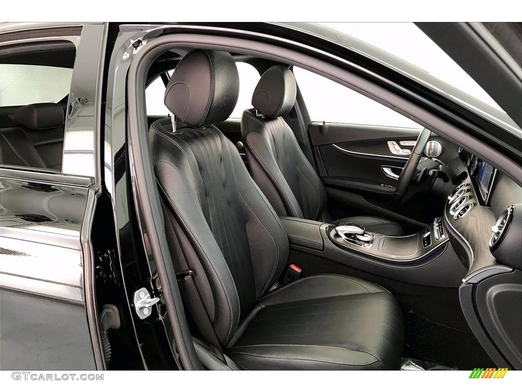 2018 E 400 4Matic Sedan - Black / Black photo #6