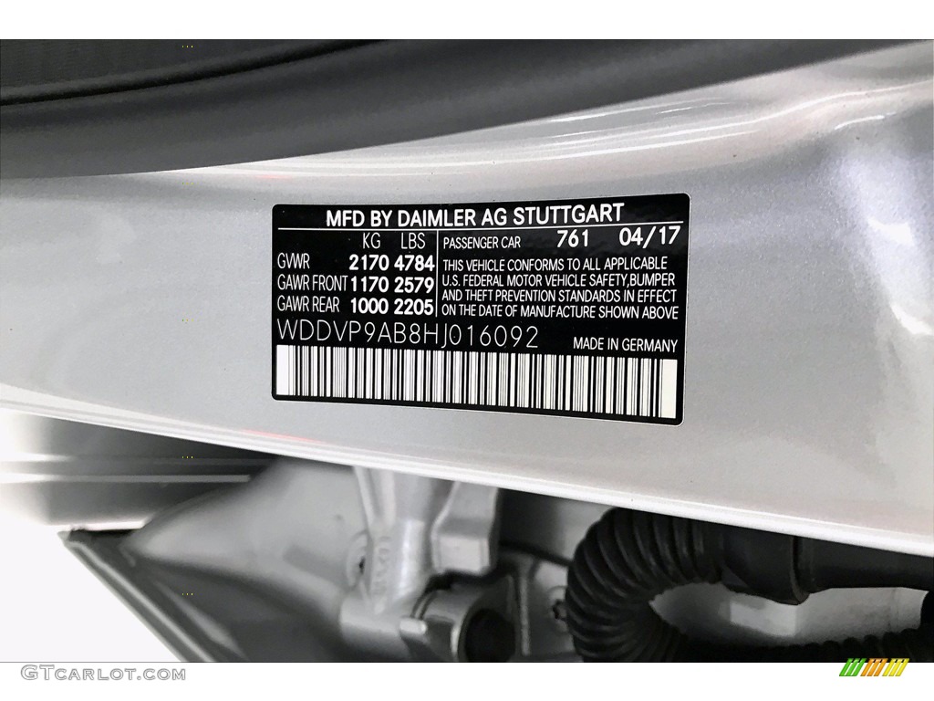 2017 B 250e - Polar Silver Metallic / Crystal Grey photo #33