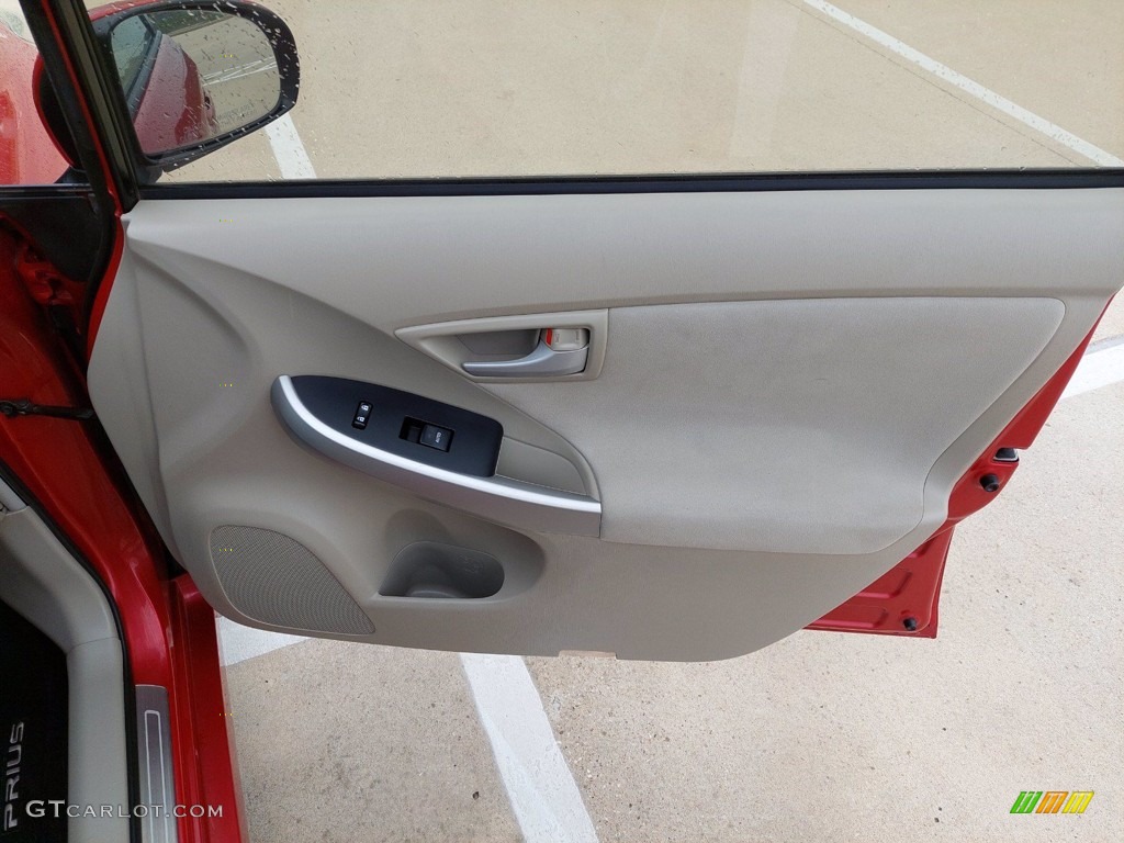 2010 Prius Hybrid IV - Barcelona Red Metallic / Bisque photo #26