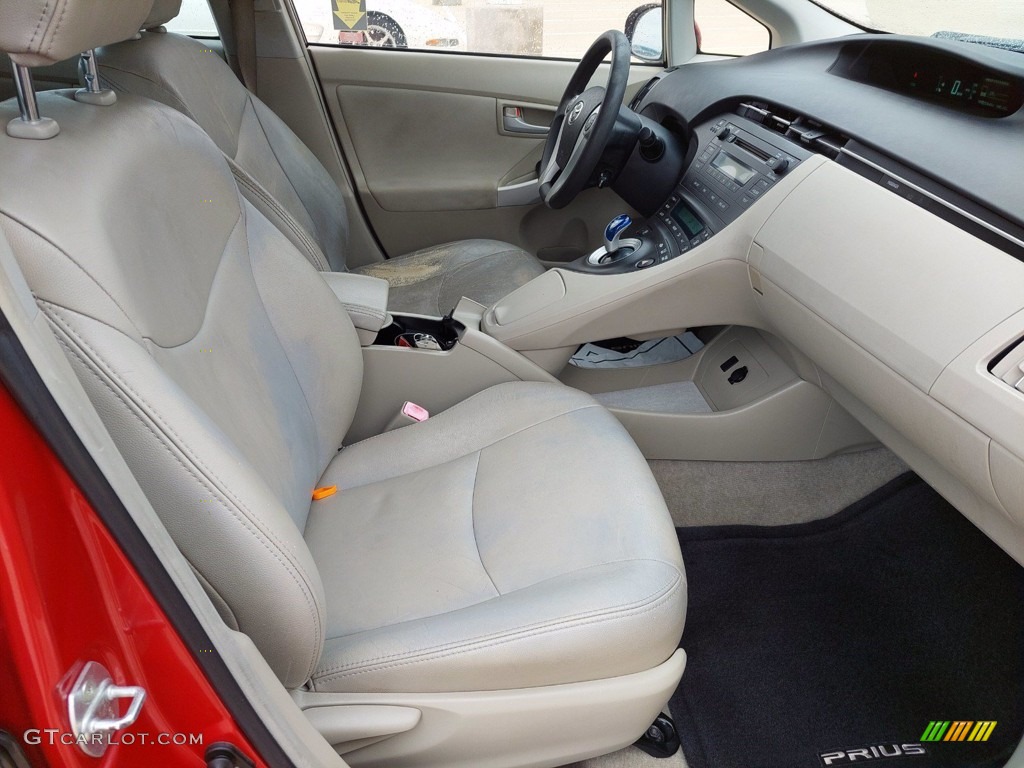 2010 Prius Hybrid IV - Barcelona Red Metallic / Bisque photo #27