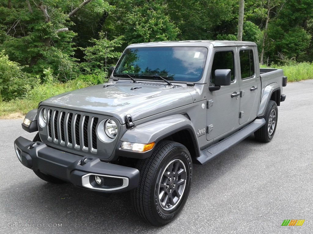 2021 Gladiator Overland 4x4 - Sting-Gray / Black photo #2