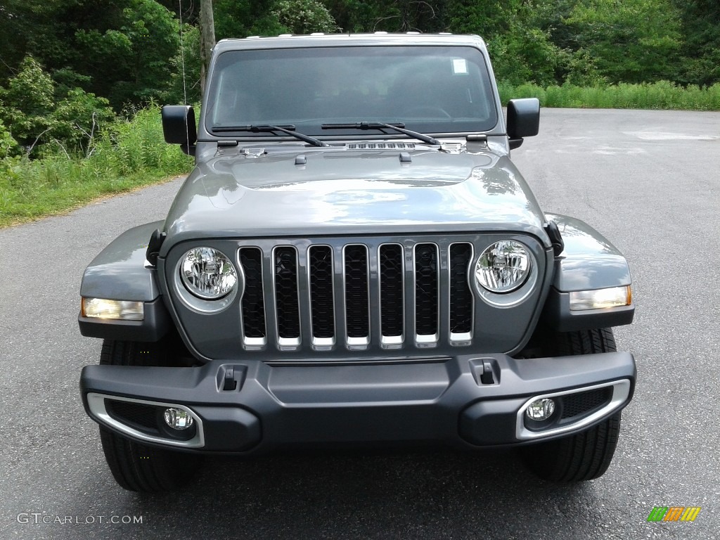 2021 Gladiator Overland 4x4 - Sting-Gray / Black photo #3