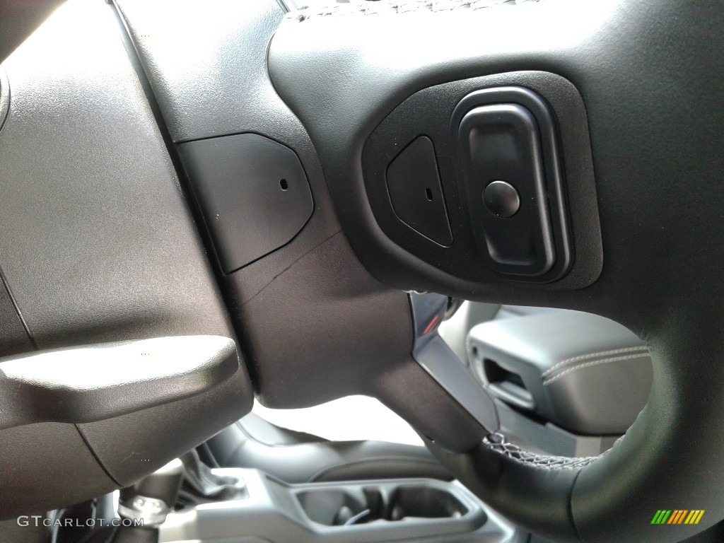 2021 Gladiator Overland 4x4 - Sting-Gray / Black photo #13