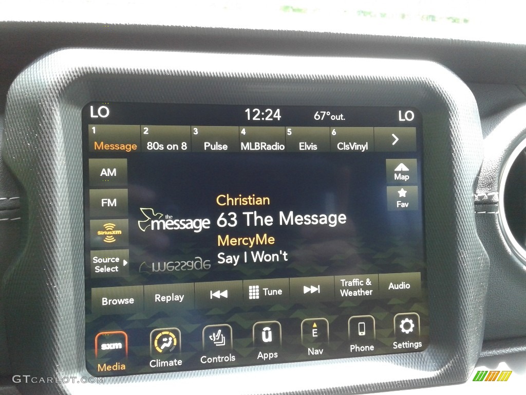 2021 Gladiator Overland 4x4 - Sting-Gray / Black photo #22