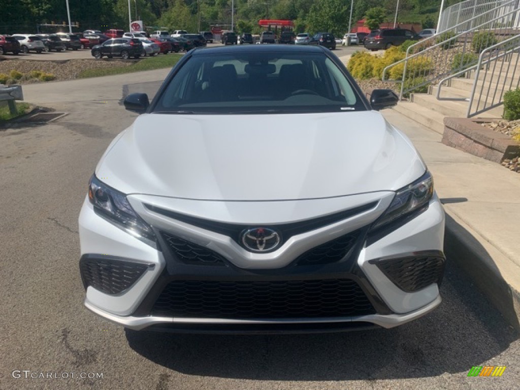 2021 Camry XSE AWD - Super White / Black photo #7