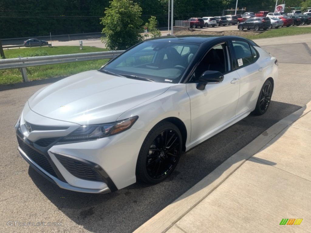 2021 Camry XSE AWD - Super White / Black photo #8