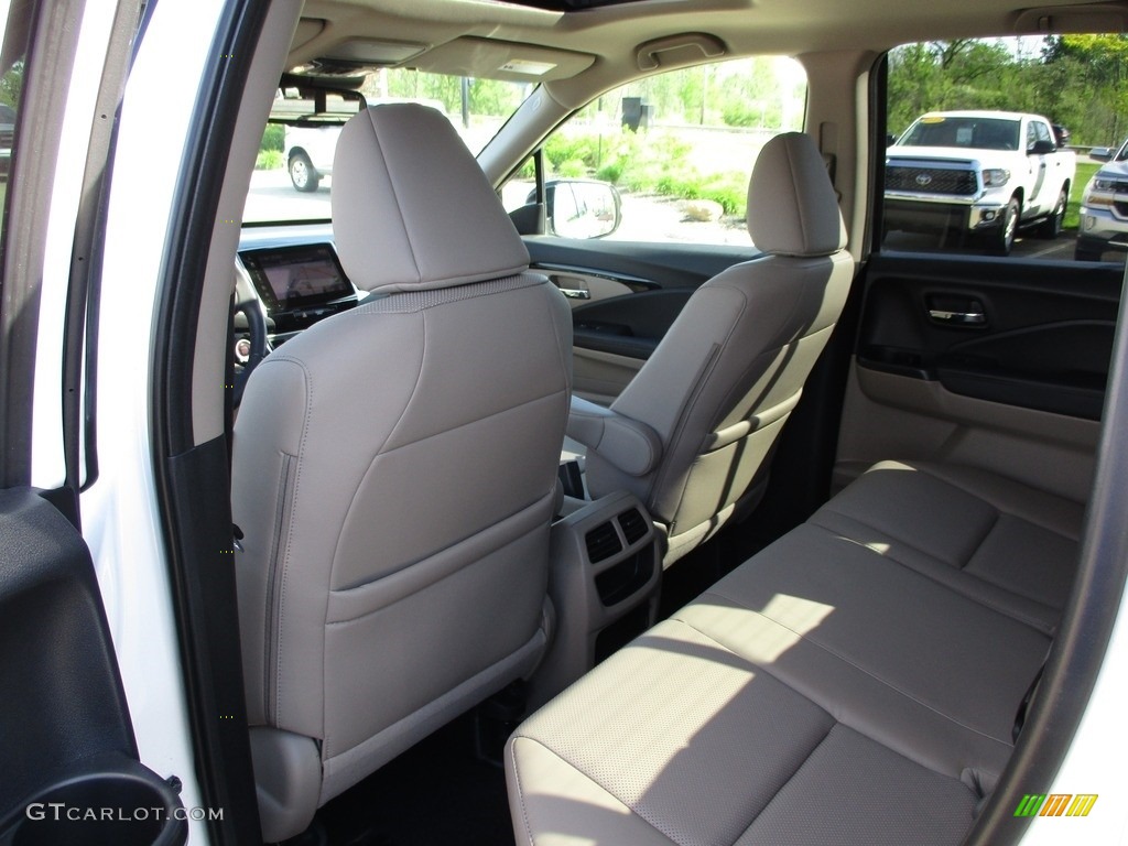 2019 Ridgeline RTL-E AWD - White Diamond Pearl / Beige photo #24