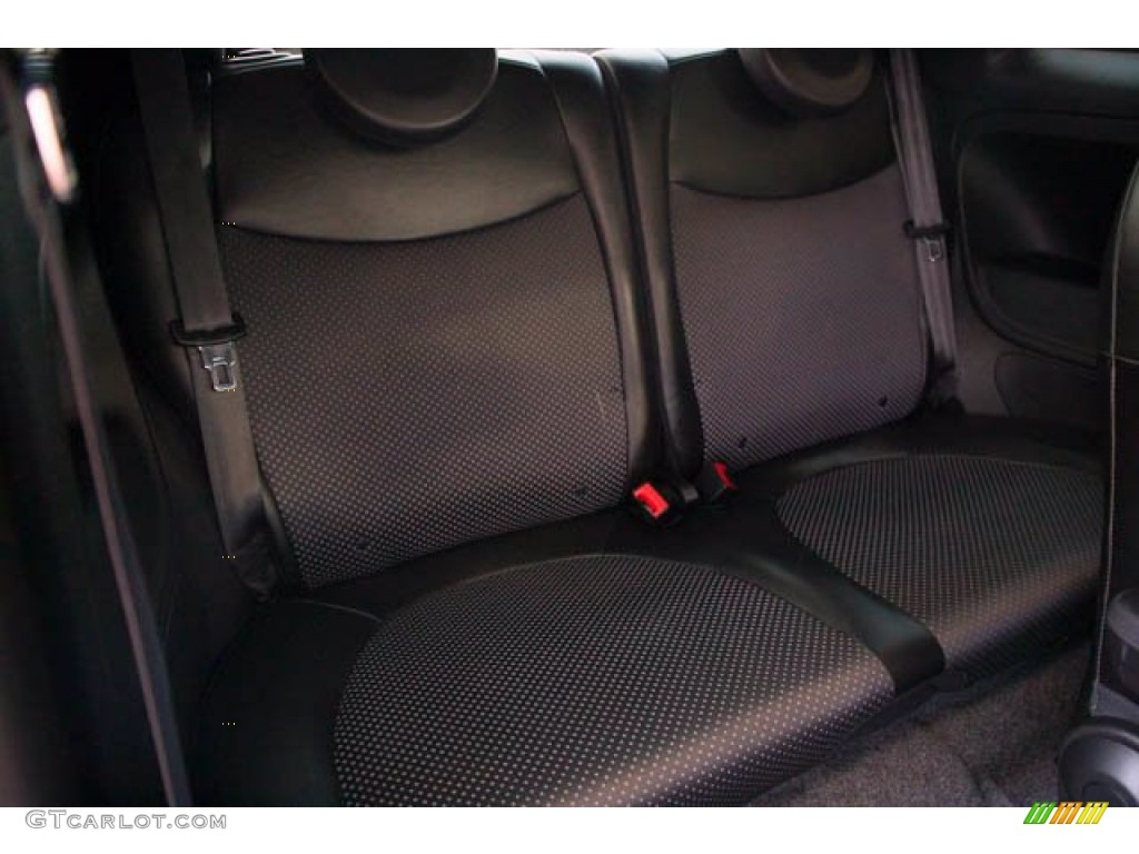 2017 Fiat 500e All Electric Rear Seat Photos