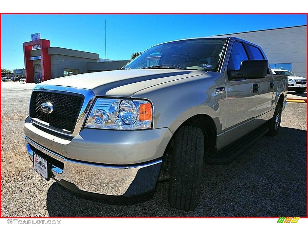 2008 F150 XLT SuperCrew - Pueblo Gold Metallic / Tan photo #1