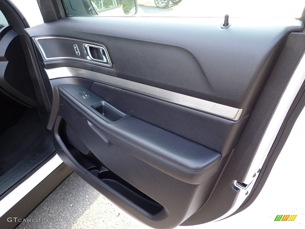 2018 Explorer XLT 4WD - Oxford White / Ebony Black photo #15