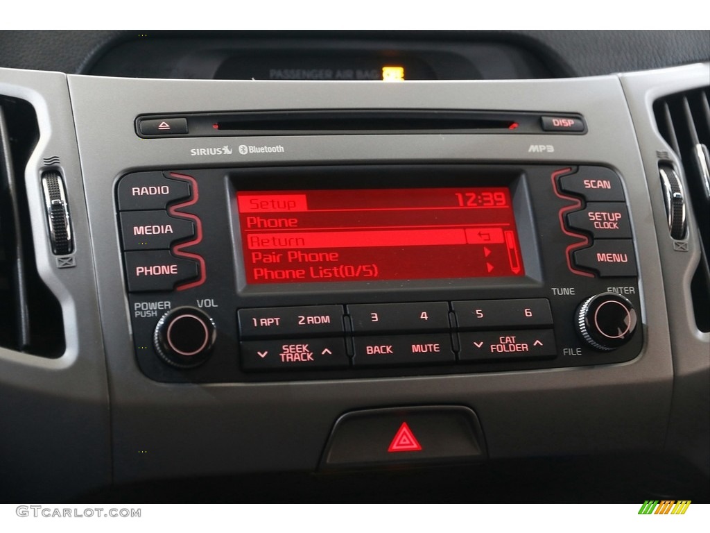 2015 Sportage LX - Signal Red / Black photo #10