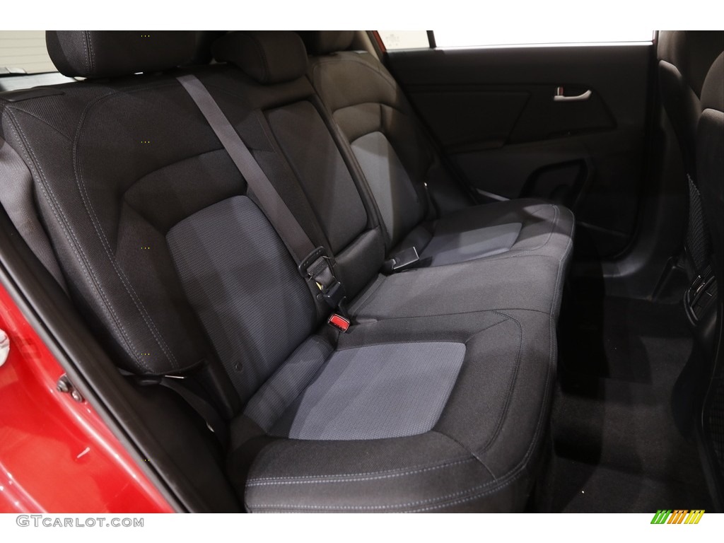 2015 Sportage LX - Signal Red / Black photo #14