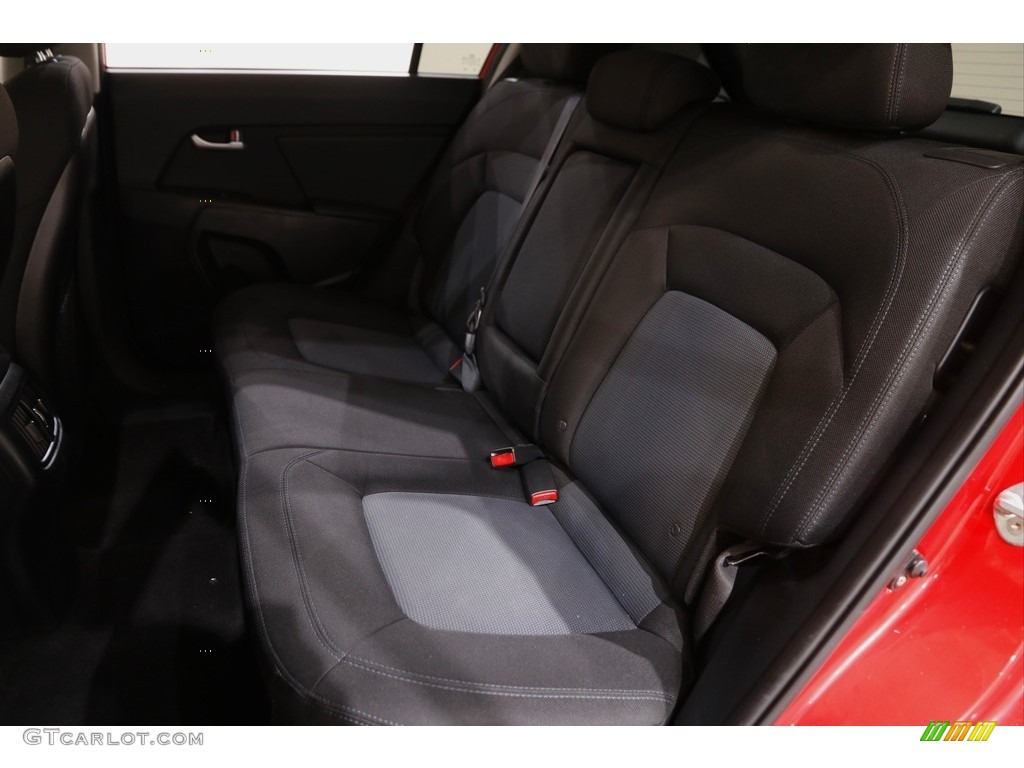 2015 Sportage LX - Signal Red / Black photo #15