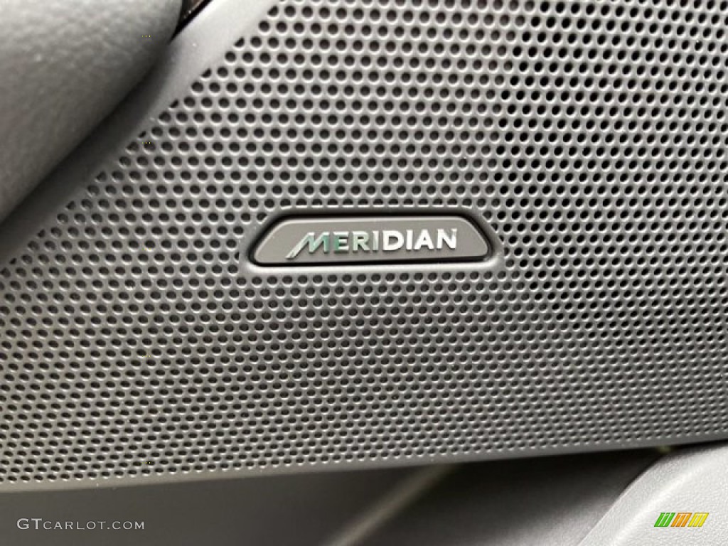 2021 Range Rover Velar S - Santorini Black Metallic / Ebony photo #25