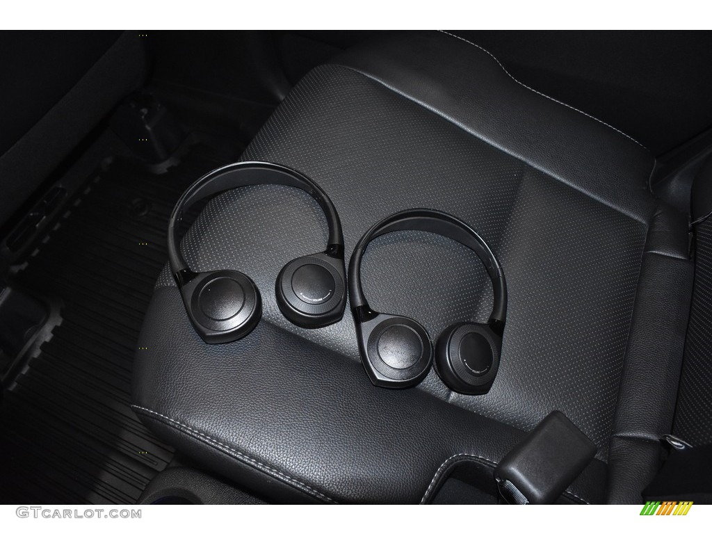 2017 Pilot Elite AWD - Modern Steel Metallic / Black photo #19