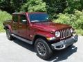 Front 3/4 View of 2021 Gladiator Overland 4x4