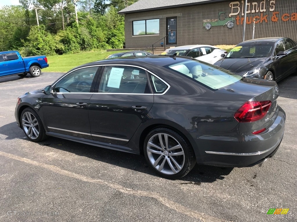 2017 Passat R-Line Sedan - Urano Gray / Moonrock Gray photo #11