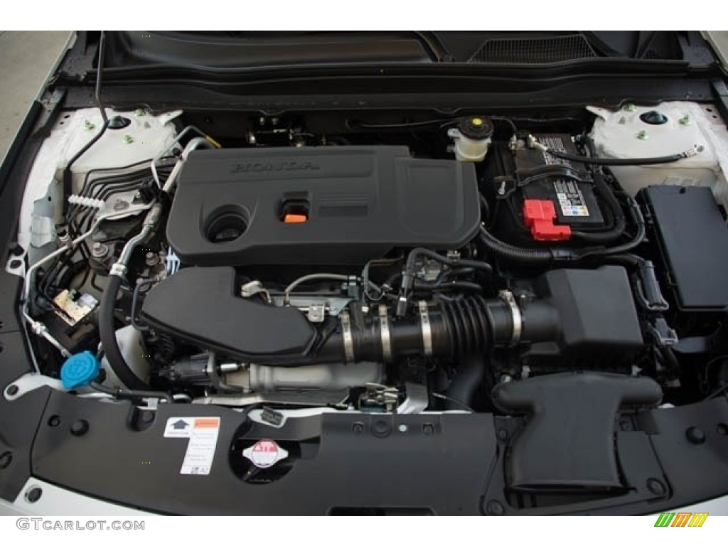 2021 Accord Touring - Platinum White Pearl / Black photo #9