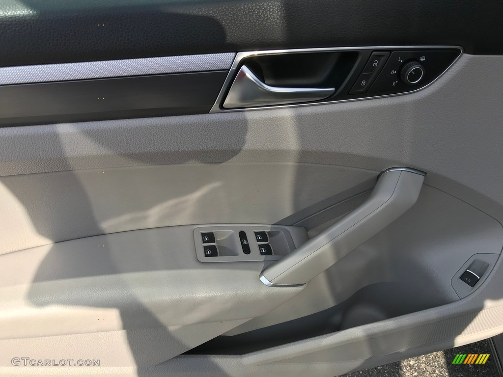 2017 Passat R-Line Sedan - Urano Gray / Moonrock Gray photo #14