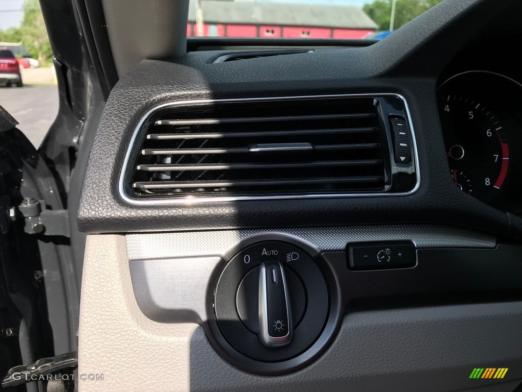 2017 Passat R-Line Sedan - Urano Gray / Moonrock Gray photo #17