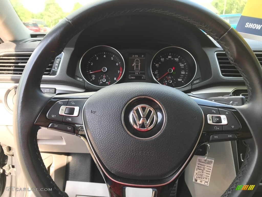 2017 Passat R-Line Sedan - Urano Gray / Moonrock Gray photo #23