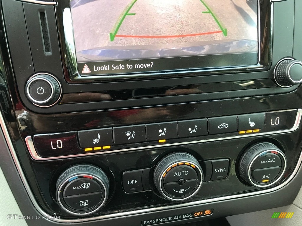 2017 Passat R-Line Sedan - Urano Gray / Moonrock Gray photo #28