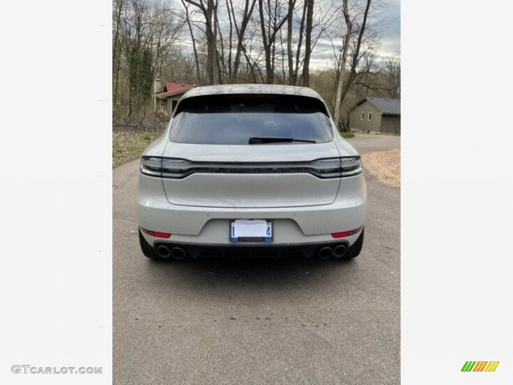 2020 Macan GTS - Chalk / Espresso photo #4