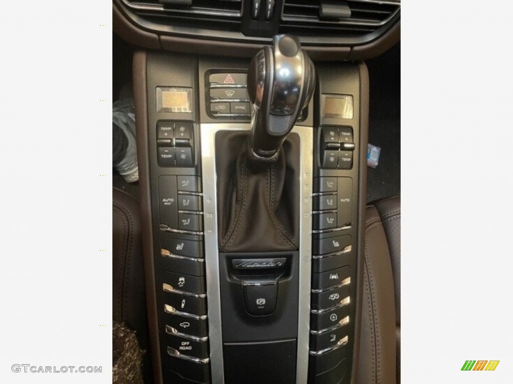 2020 Porsche Macan GTS Transmission Photos