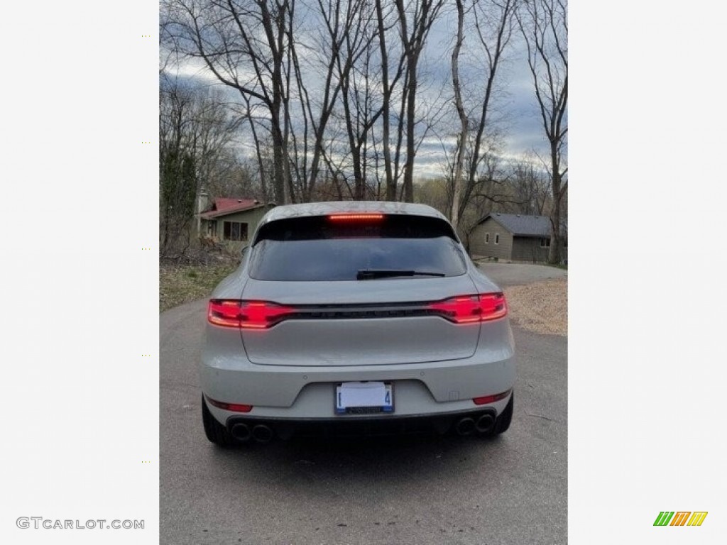 2020 Macan GTS - Chalk / Espresso photo #10