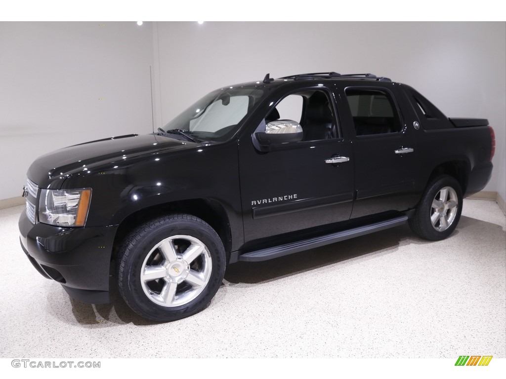 2013 Avalanche LT 4x4 Black Diamond Edition - Black / Ebony photo #3