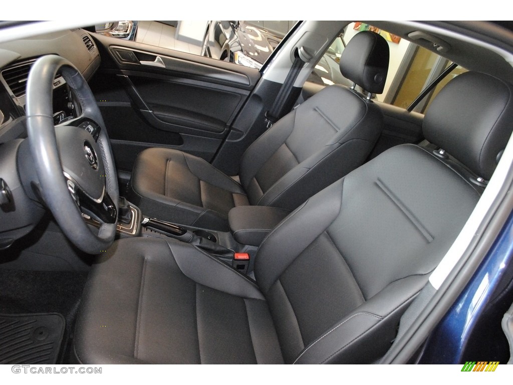 2018 Golf SE - Night Blue Metallic / Titan Black photo #11