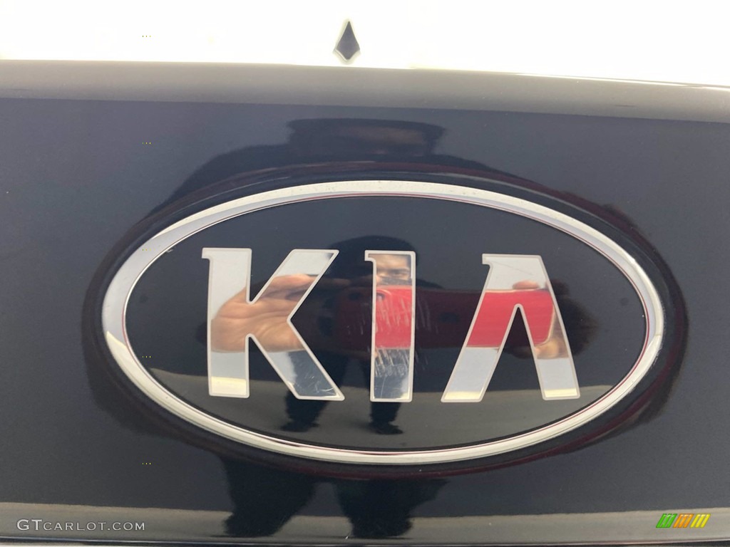2016 Kia Optima LX Marks and Logos Photo #142029606