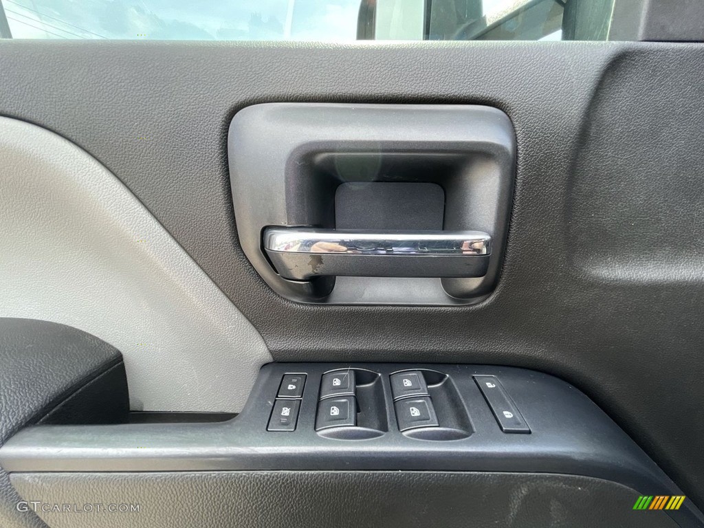 2018 Chevrolet Silverado 3500HD Work Truck Crew Cab 4x4 Door Panel Photos