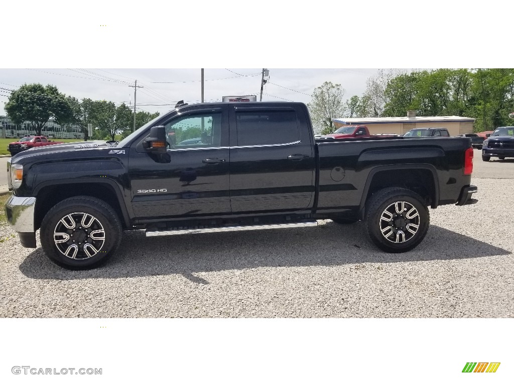 2017 Sierra 3500HD SLE Crew Cab 4x4 - Onyx Black / Jet Black photo #25