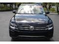 Deep Black Pearl - Tiguan SE Photo No. 3