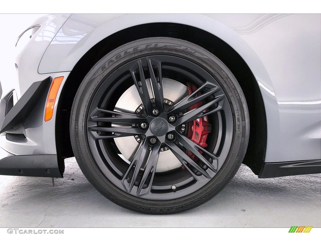 2021 Chevrolet Camaro ZL1 Coupe Wheel Photo #142031803