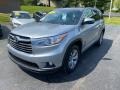 Silver Sky Metallic - Highlander XLE Photo No. 2