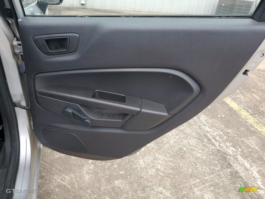 2015 Ford Fiesta S Hatchback Charcoal Black Door Panel Photo #142032487
