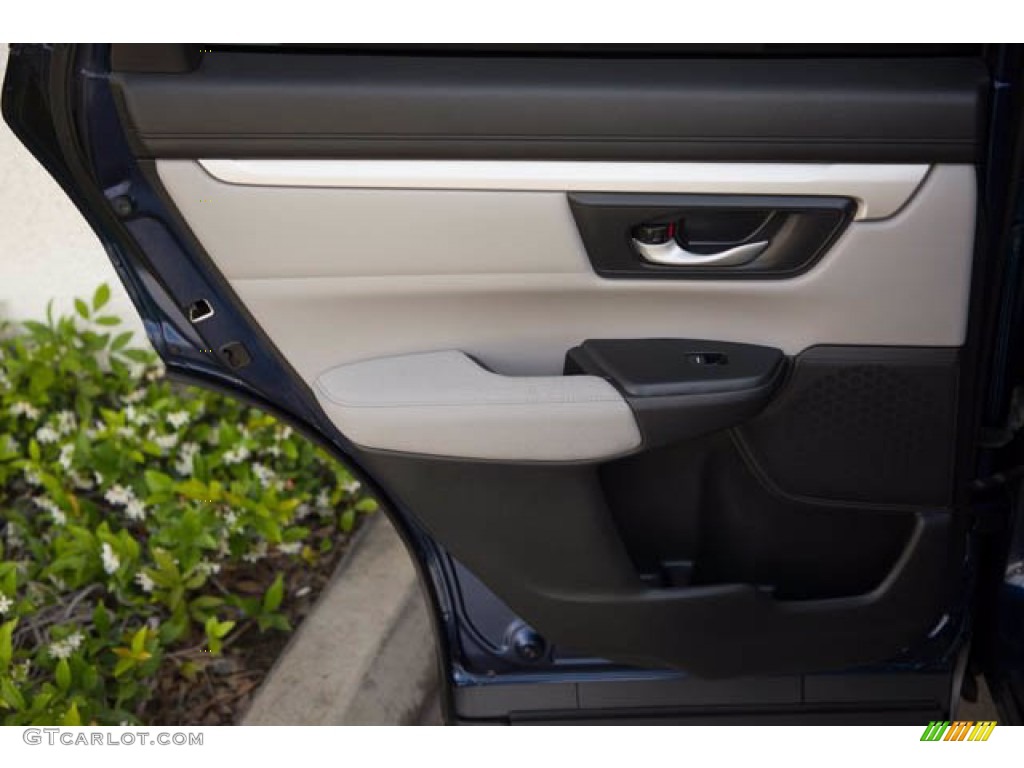2018 CR-V LX - Obsidian Blue Pearl / Gray photo #29