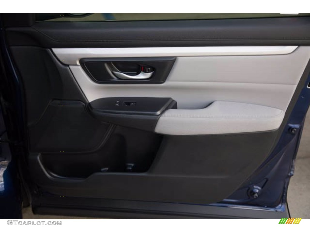 2018 CR-V LX - Obsidian Blue Pearl / Gray photo #31