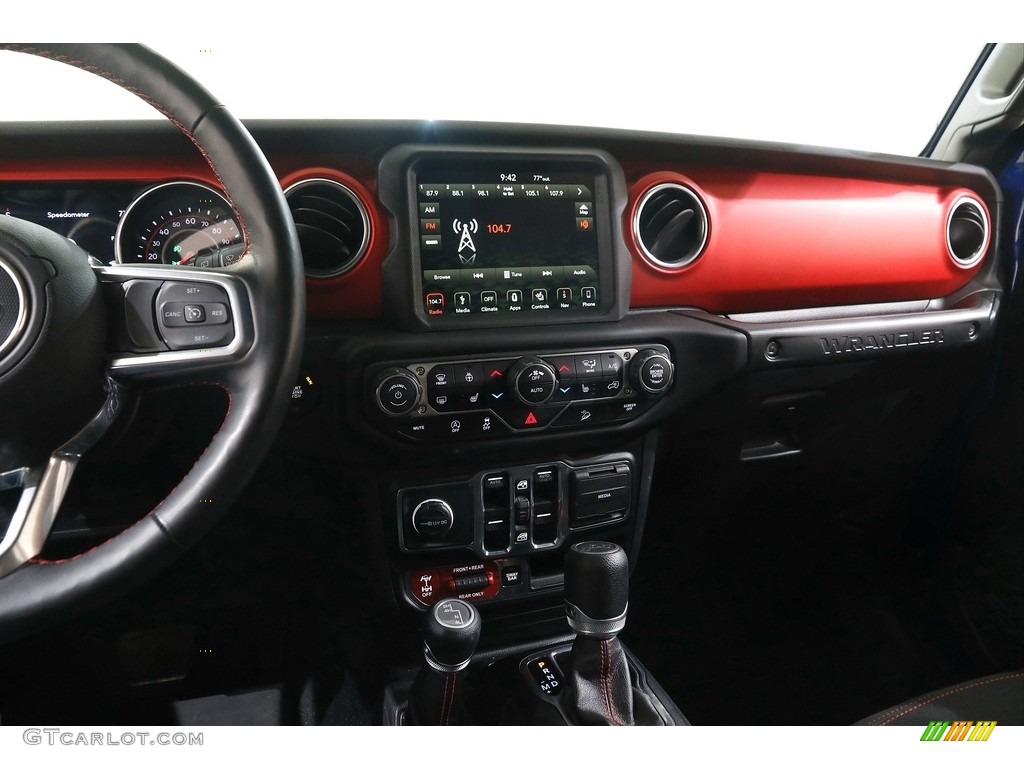 2019 Jeep Wrangler Unlimited Rubicon 4x4 Controls Photo #142033357