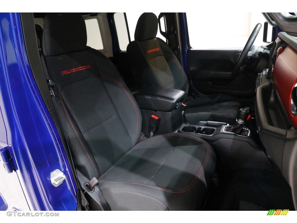 2019 Jeep Wrangler Unlimited Rubicon 4x4 Front Seat Photo #142033534