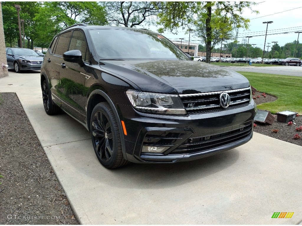 Deep Black Pearl 2021 Volkswagen Tiguan SE R-Line 4Motion Exterior Photo #142036800