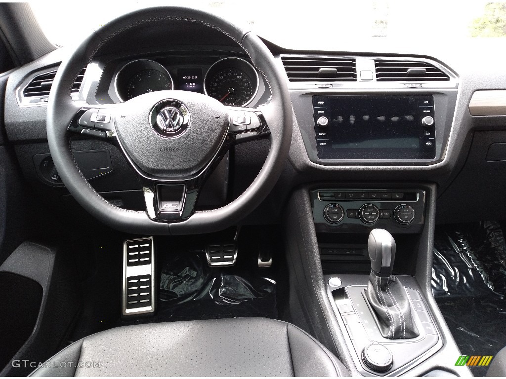 2021 Volkswagen Tiguan SE R-Line 4Motion Titan Black Dashboard Photo #142036843