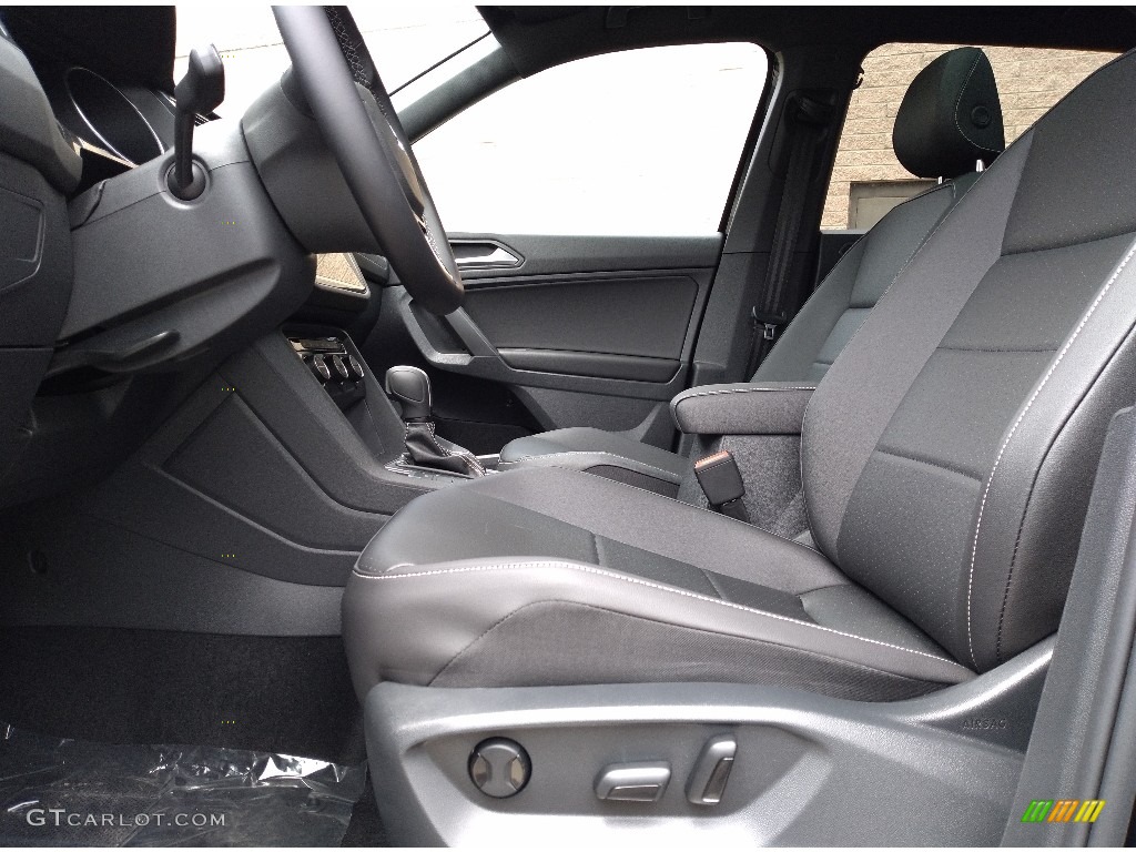 Titan Black Interior 2021 Volkswagen Tiguan SE R-Line 4Motion Photo #142036873