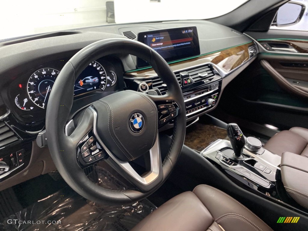 Mocha Interior 2018 BMW 5 Series 530e iPerfomance Sedan Photo #142039327