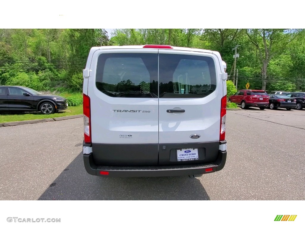 2019 Transit Van 250 LR Regular - Oxford White / Pewter photo #6